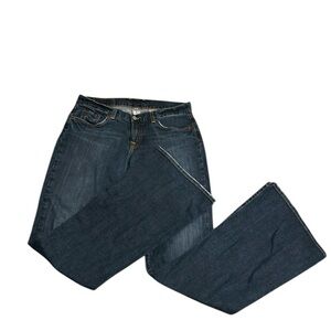 GUC Lucky Brand size 6/28 Sweet and Low denim flare leg jeans